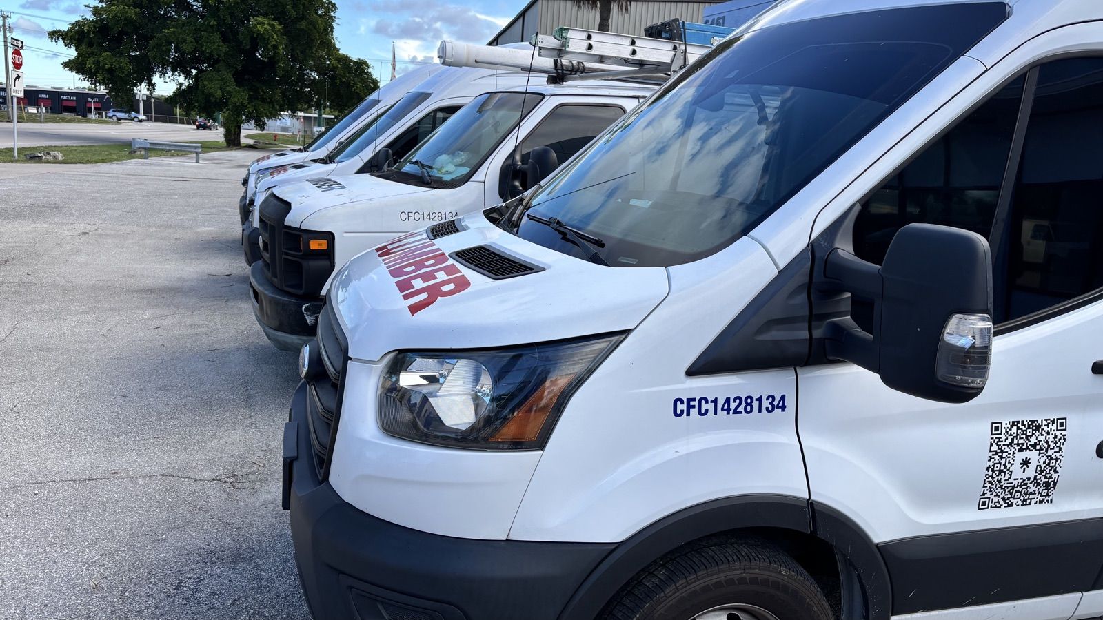 Dr. Rooter Plumbing service van